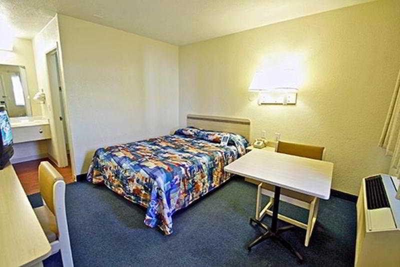 North Charleston Lodge ภายนอก รูปภาพ