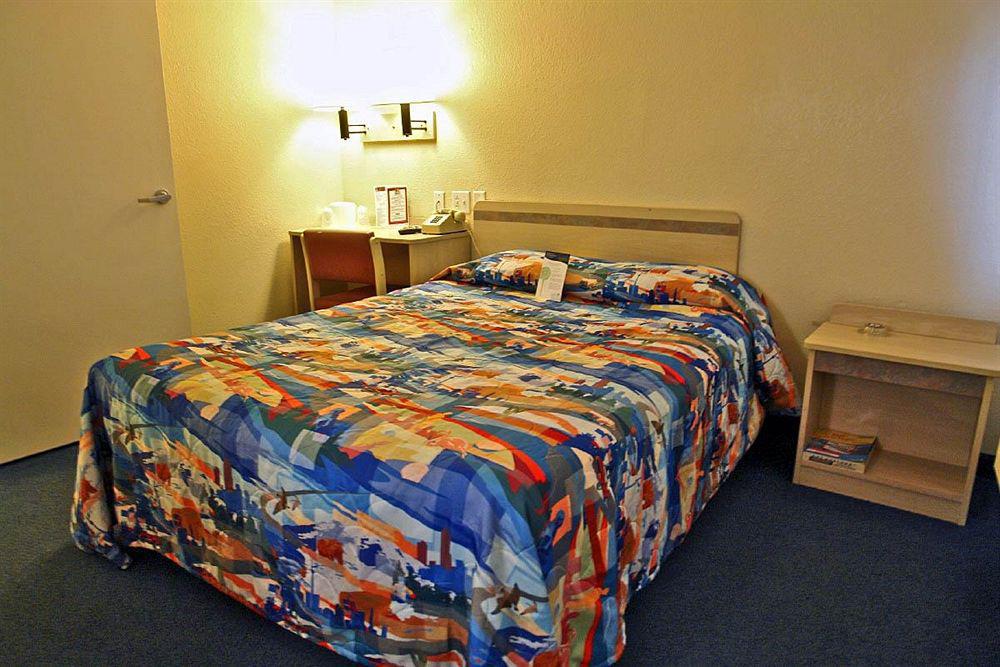 North Charleston Lodge ภายนอก รูปภาพ