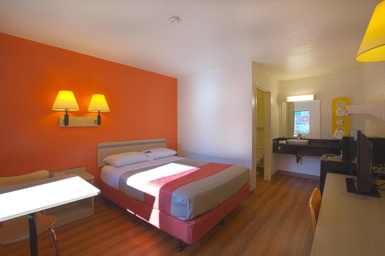 North Charleston Lodge ภายนอก รูปภาพ