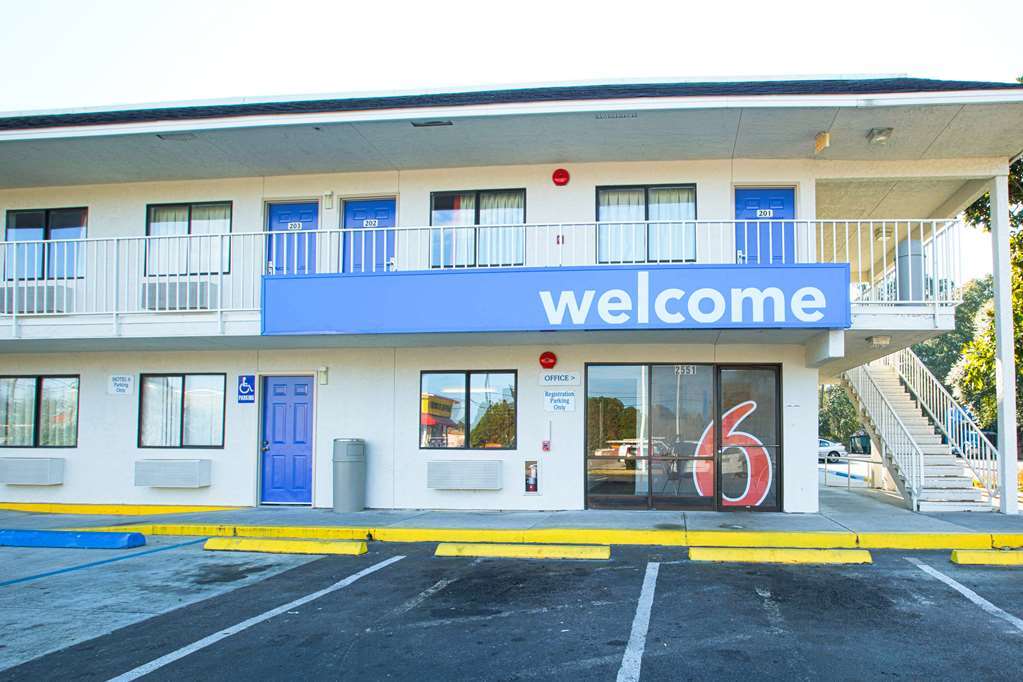 North Charleston Lodge ภายนอก รูปภาพ